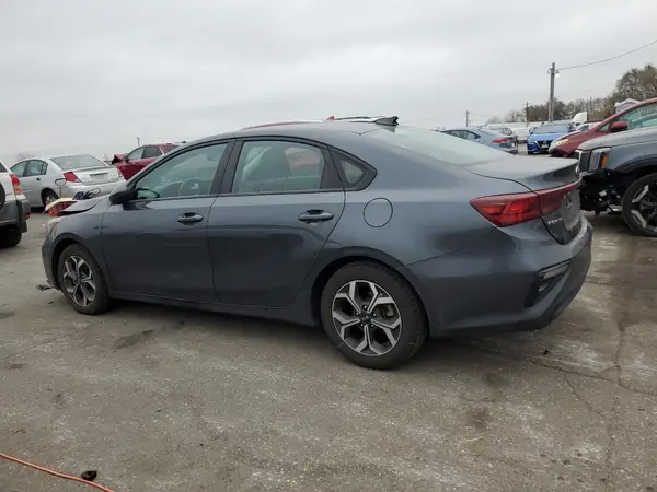 3KPF24AD4ME262498 2021 KIA FORTE - Image 2