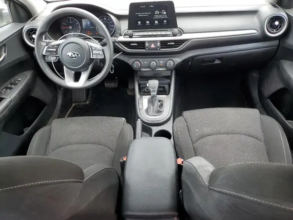 3KPF24AD4ME266132 2021 KIA FORTE - Image 8