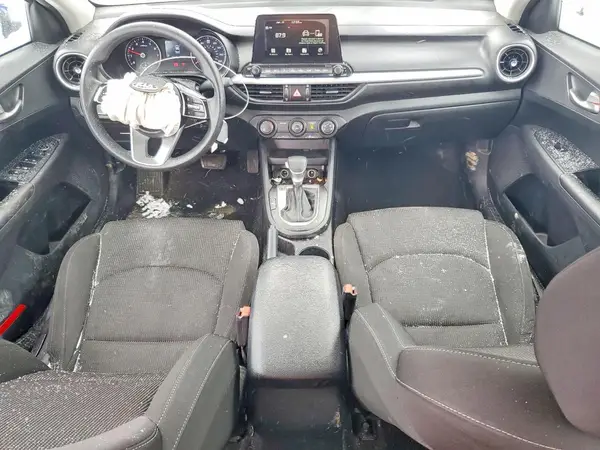 3KPF24AD4ME266910 2021 KIA FORTE - Image 8