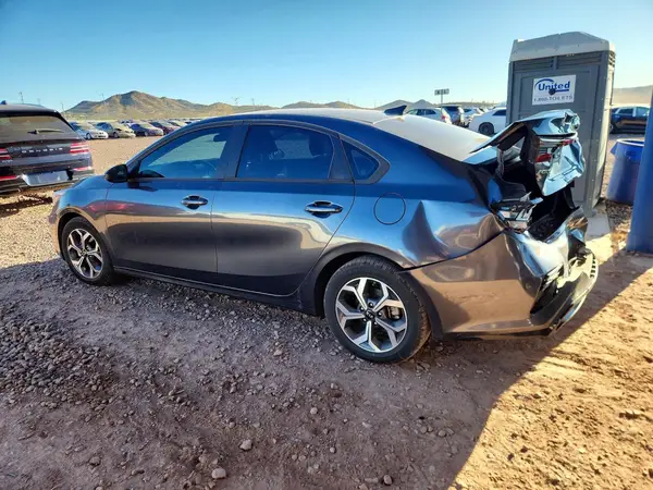 3KPF24AD4ME267054 2021 KIA FORTE - Image 2