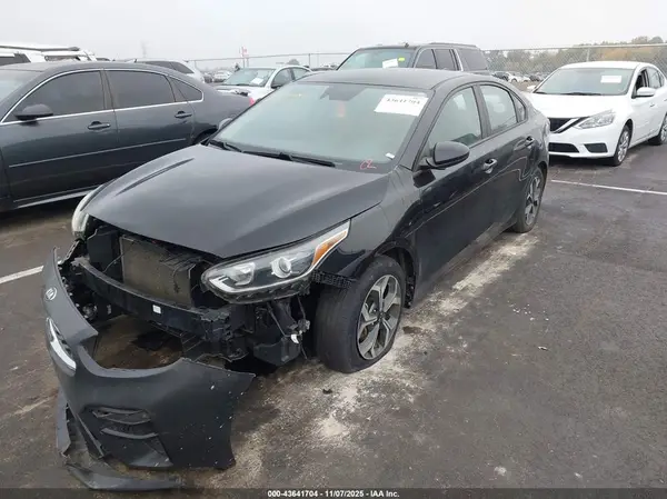 3KPF24AD4ME267314 2021 KIA FORTE - Image 2