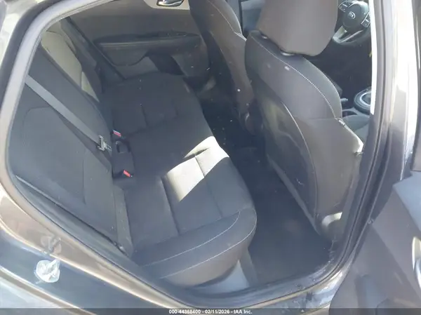 3KPF24AD4ME267894 2021 KIA FORTE - Image 8