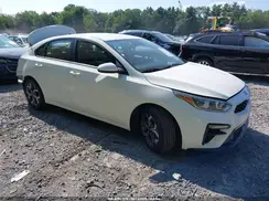 3KPF24AD4ME268107 2021 KIA FORTE