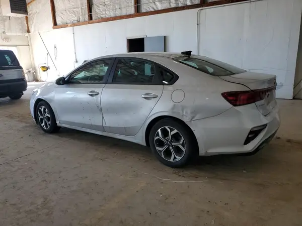 3KPF24AD4ME269628 2021 KIA FORTE - Image 2