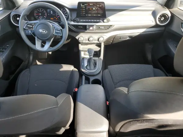 3KPF24AD4ME273470 2021 KIA FORTE - Image 8