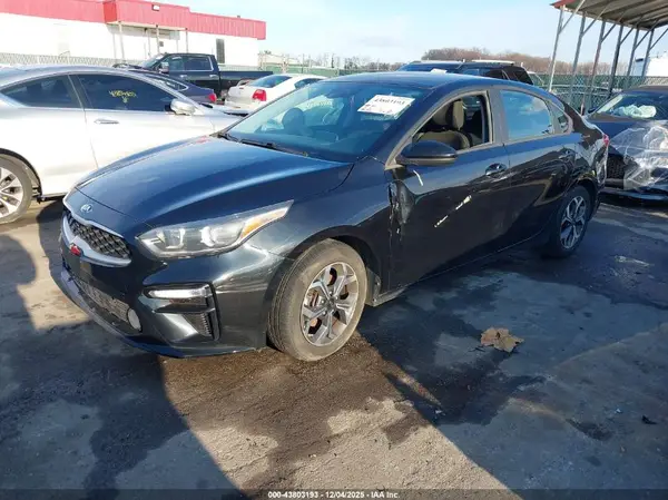 3KPF24AD4ME273565 2021 KIA FORTE - Image 2
