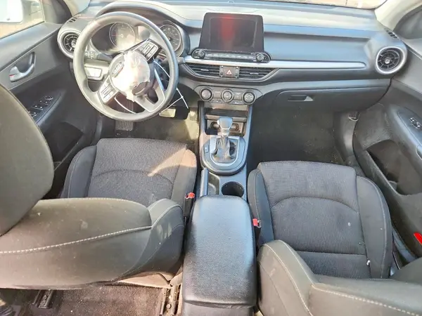 3KPF24AD4ME276241 2021 KIA FORTE - Image 8