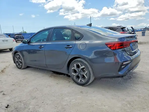 3KPF24AD4ME276790 2021 KIA FORTE - Image 2