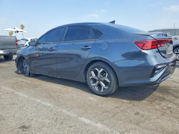3KPF24AD4ME278085 2021 KIA FORTE - Image 2