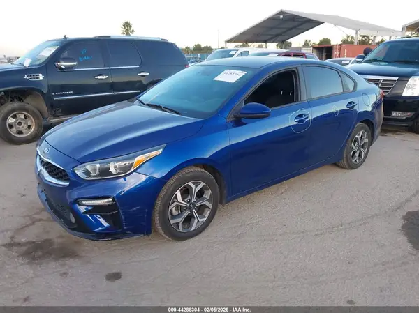 3KPF24AD4ME280127 2021 KIA FORTE - Image 2