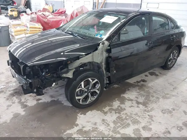 3KPF24AD4ME280225 2021 KIA FORTE - Image 2