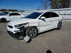 3KPF24AD4ME284615 2021 KIA FORTE