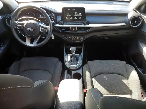 3KPF24AD4ME284615 2021 KIA FORTE - Image 8