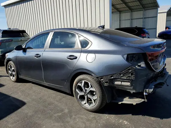 3KPF24AD4ME286039 2021 KIA FORTE - Image 2
