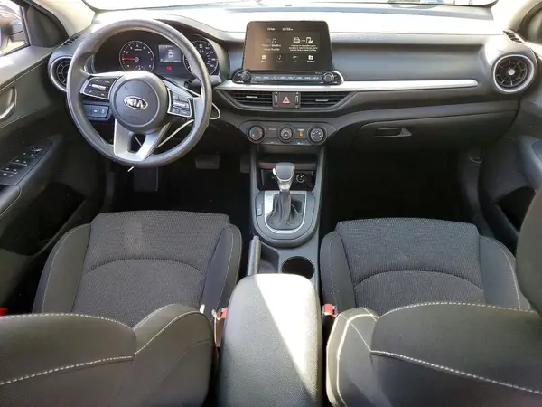 3KPF24AD4ME286039 2021 KIA FORTE - Image 8