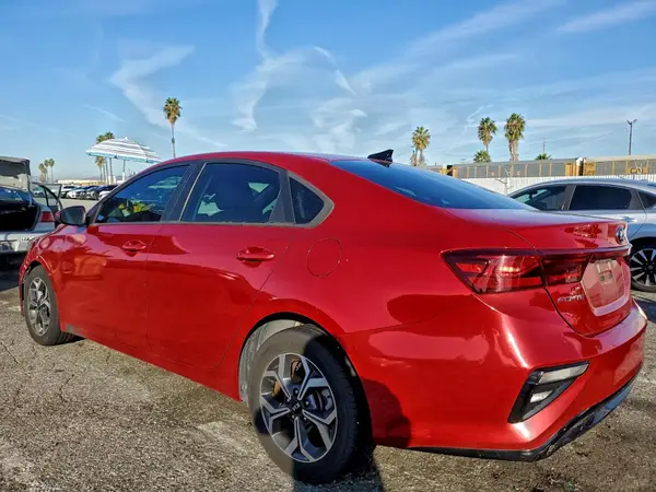 3KPF24AD4ME286865 2021 KIA FORTE - Image 2