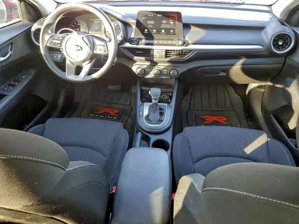 3KPF24AD4ME286865 2021 KIA FORTE - Image 8