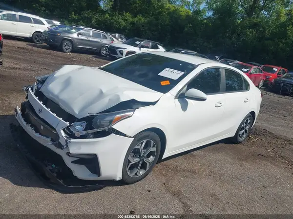 3KPF24AD4ME287479 2021 KIA FORTE - Image 2
