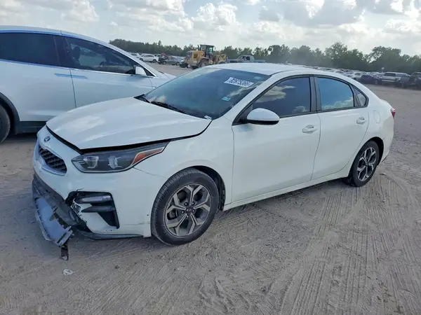 3KPF24AD4ME288244 2021 KIA FORTE - Image 1