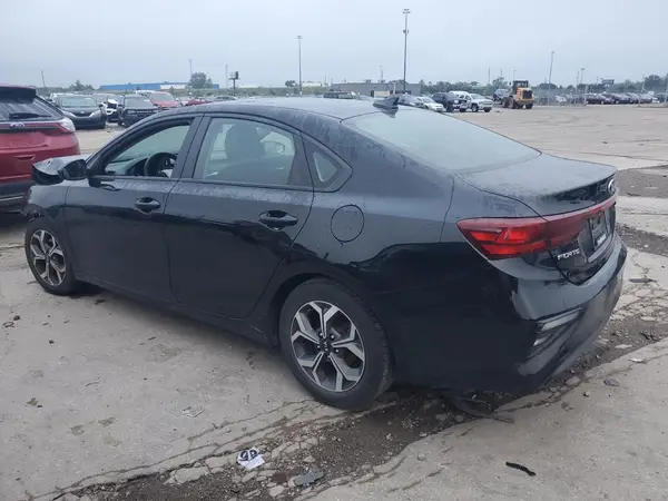3KPF24AD4ME297929 2021 KIA FORTE - Image 2