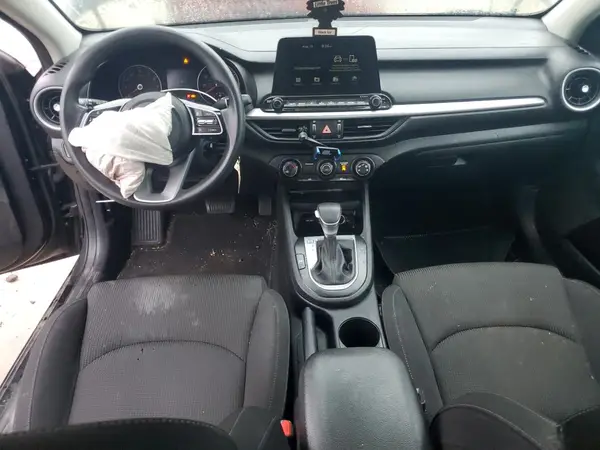 3KPF24AD4ME297929 2021 KIA FORTE - Image 8