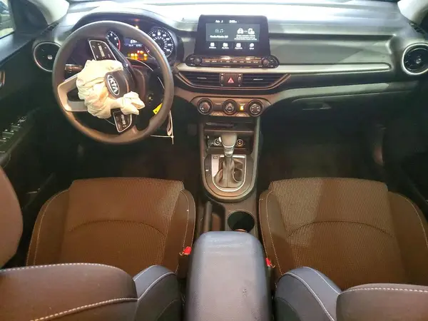 3KPF24AD4ME298448 2021 KIA FORTE - Image 8