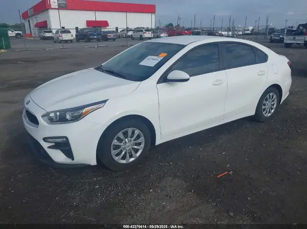 3KPF24AD4ME298935 2021 KIA FORTE - Image 2