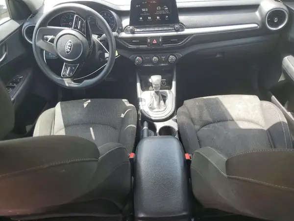 3KPF24AD4ME301008 2021 KIA FORTE - Image 8