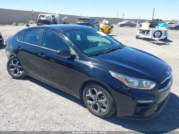 3KPF24AD4ME303731 2021 KIA FORTE - Image 1