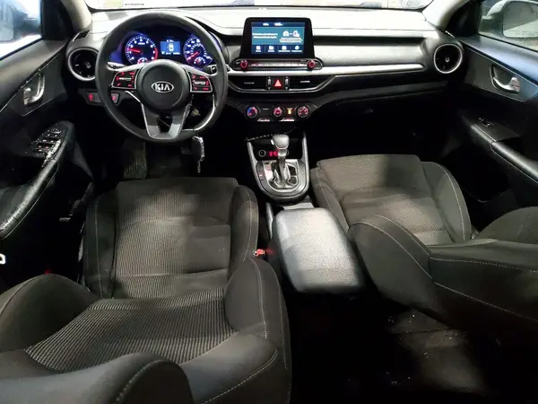 3KPF24AD4ME305155 2021 KIA FORTE - Image 8
