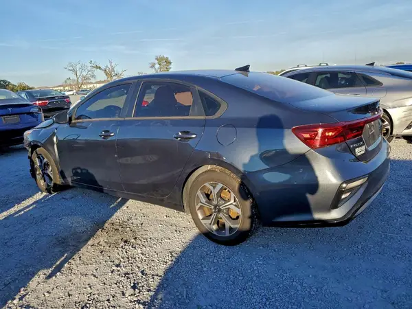 3KPF24AD4ME308573 2021 KIA FORTE - Image 2