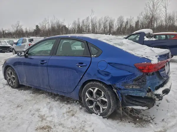 3KPF24AD4ME313577 2021 KIA FORTE - Image 2