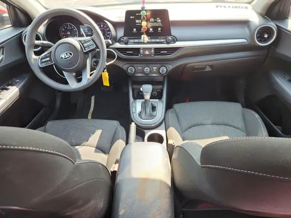 3KPF24AD4ME316589 2021 KIA FORTE - Image 8