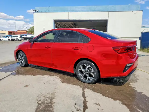 3KPF24AD4ME318553 2021 KIA FORTE - Image 2