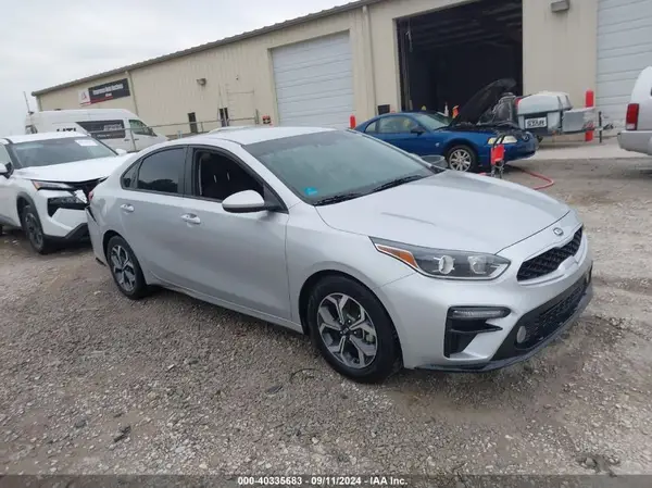 3KPF24AD4ME319654 2021 KIA FORTE - Image 1
