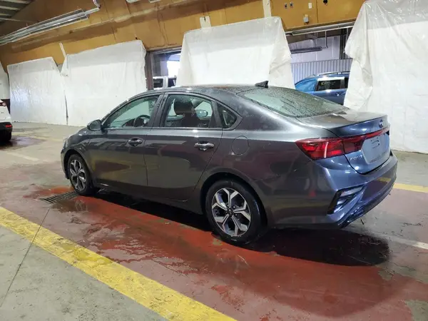 3KPF24AD4ME321131 2021 KIA FORTE - Image 2