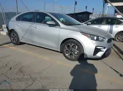 3KPF24AD4ME325227 2021 KIA FORTE