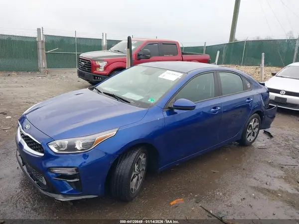 3KPF24AD4ME325938 2021 KIA FORTE - Image 2