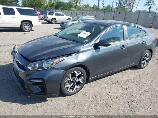 3KPF24AD4ME326202 2021 KIA FORTE - Image 2