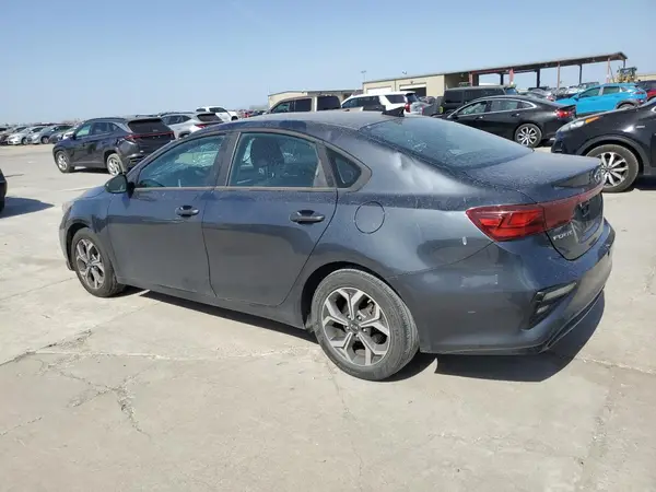 3KPF24AD4ME327110 2021 KIA FORTE - Image 2