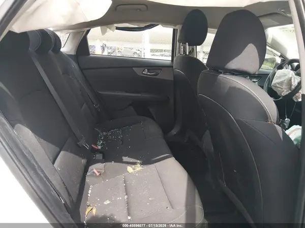 3KPF24AD4ME327950 2021 KIA FORTE - Image 8