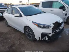 3KPF24AD4ME330900 2021 KIA FORTE