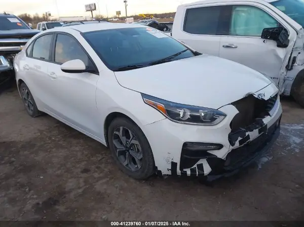 3KPF24AD4ME330900 2021 KIA FORTE - Image 1