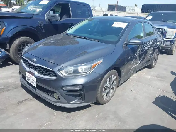 3KPF24AD4ME331657 2021 KIA FORTE - Image 2