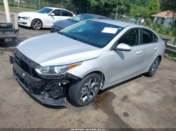 3KPF24AD4ME331948 2021 KIA FORTE - Image 2