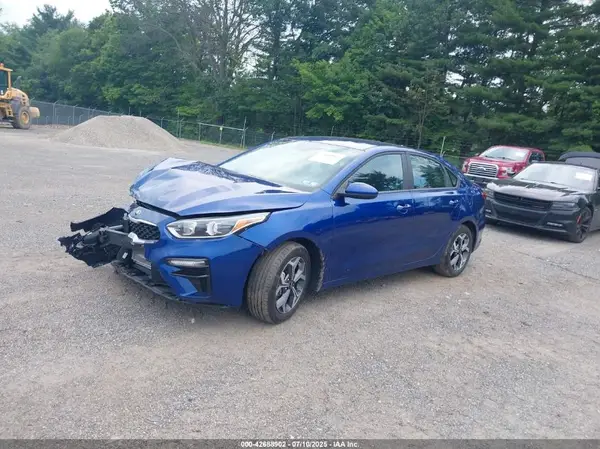 3KPF24AD4ME333120 2021 KIA FORTE - Image 2