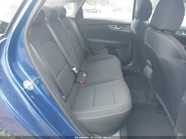 3KPF24AD4ME333120 2021 KIA FORTE - Image 8