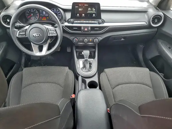 3KPF24AD4ME333795 2021 KIA FORTE - Image 8