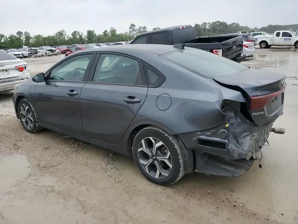 3KPF24AD4ME337894 2021 KIA FORTE - Image 2