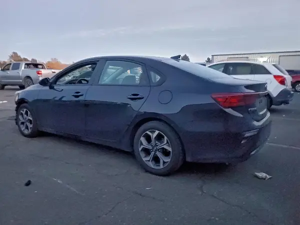 3KPF24AD4ME338379 2021 KIA FORTE - Image 2